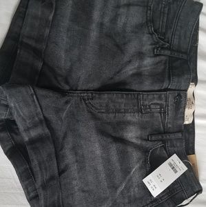 Hollister girlfriend high rise shorts